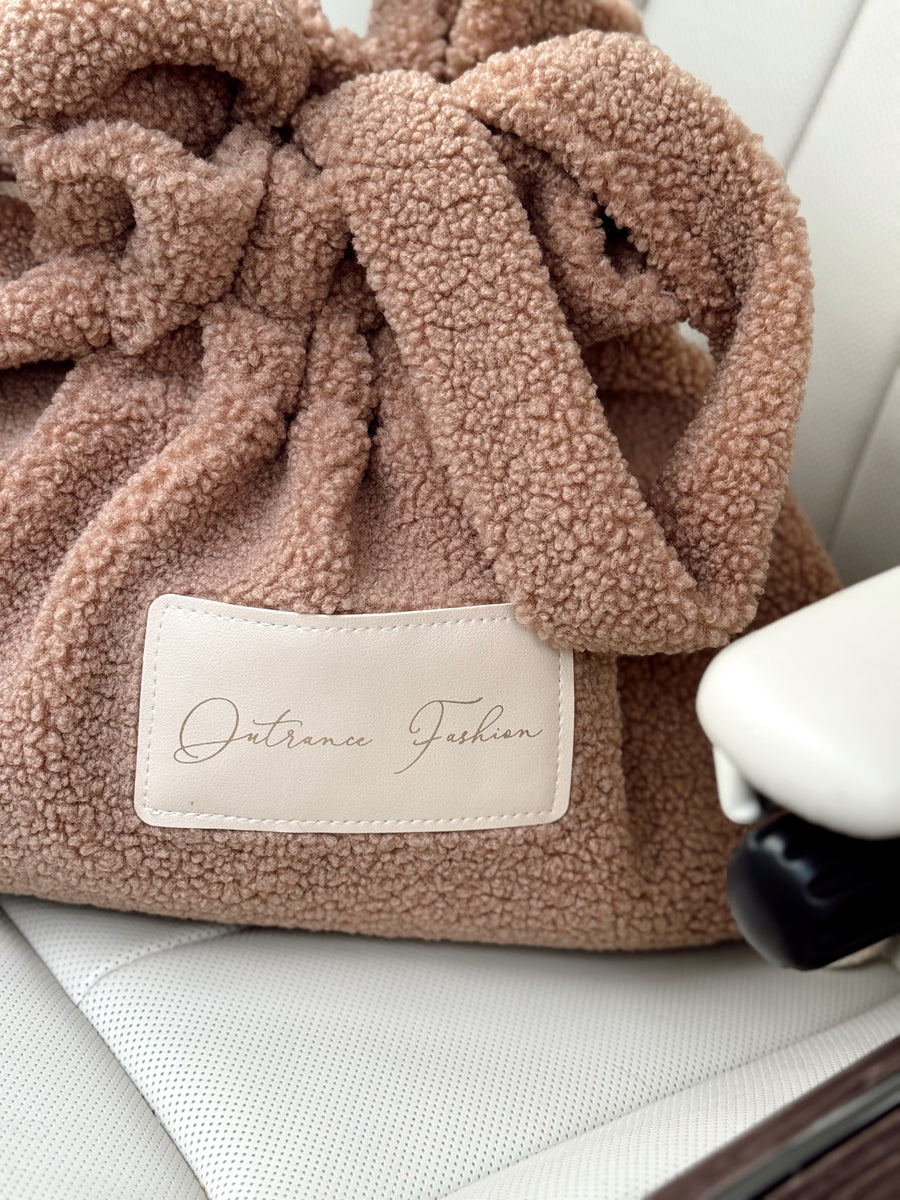 Camel Teddy Outrance Bag