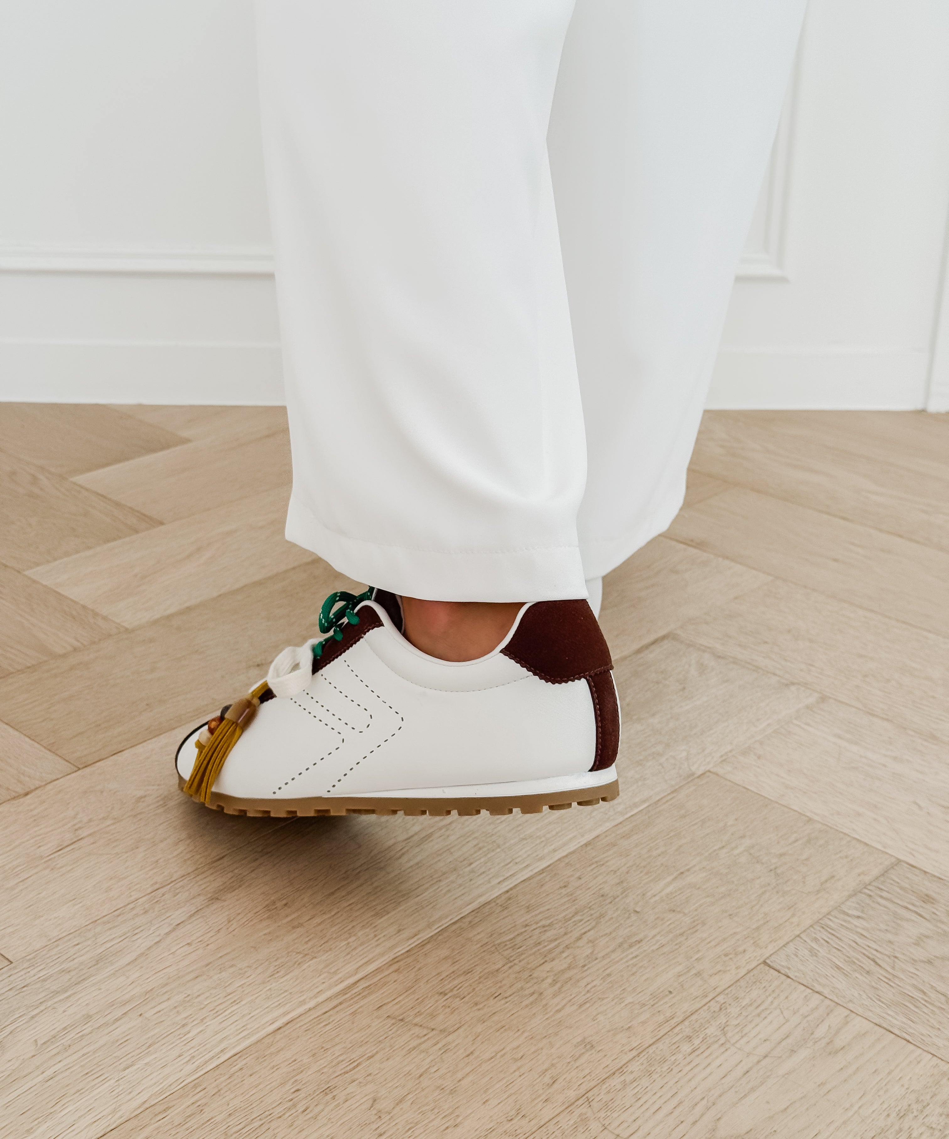 Brown White Fiene Sneakers
