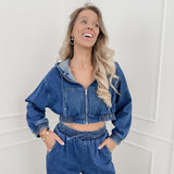 Cropped Dark Jeans Ensemble
