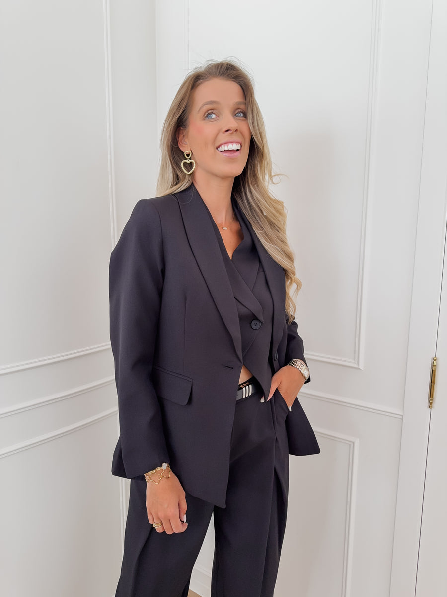 Black Lulu Blazer