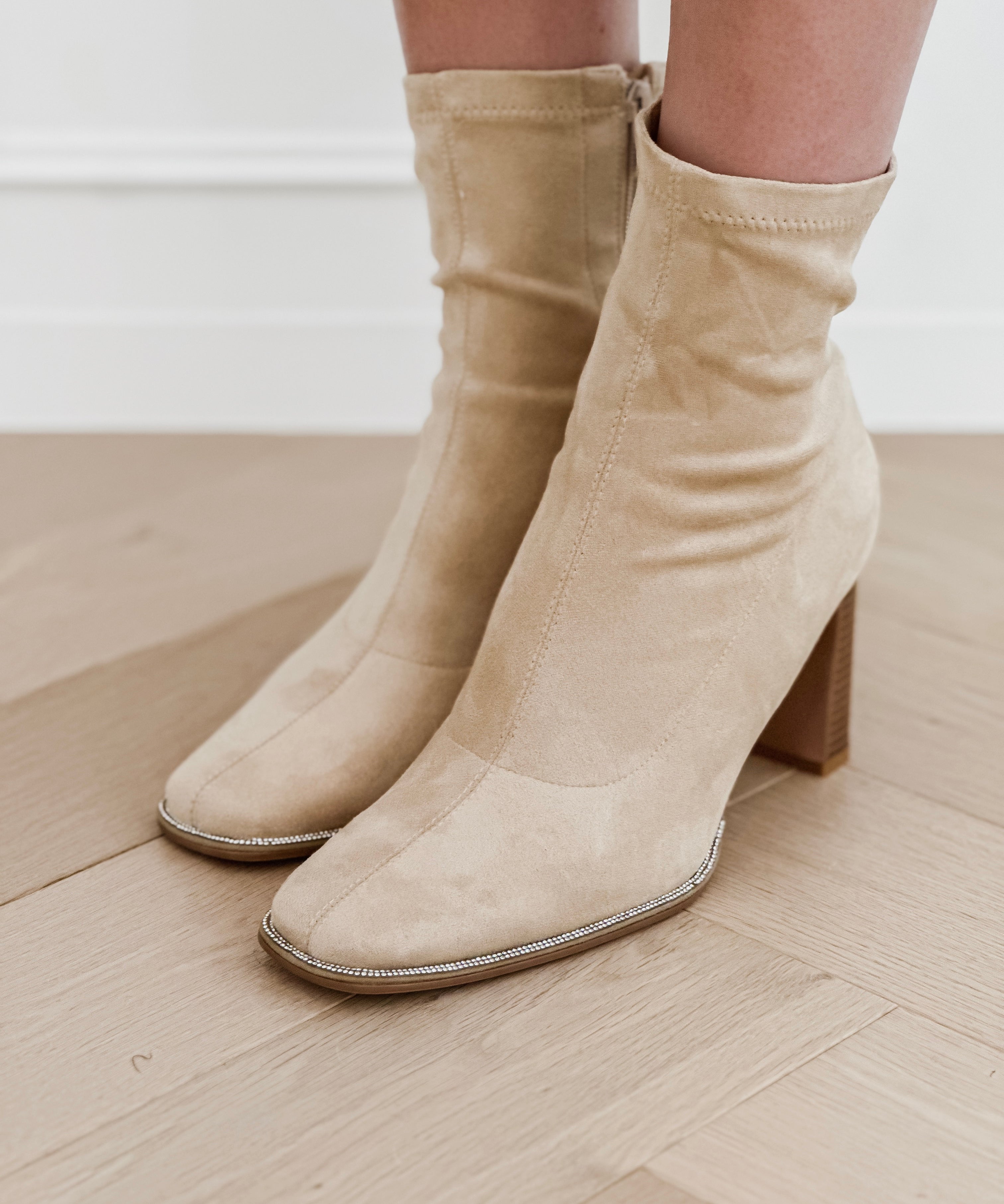 Beige Diamond Edge Boots
