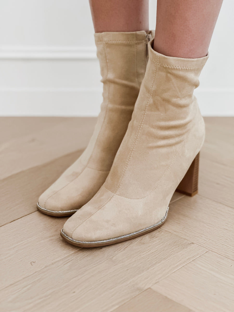 Beige Diamond Edge Boots