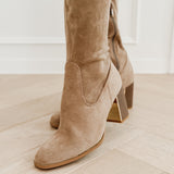 Golden Detail Overknee Boots