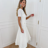 Crème Short Sleeve Flaire Dress