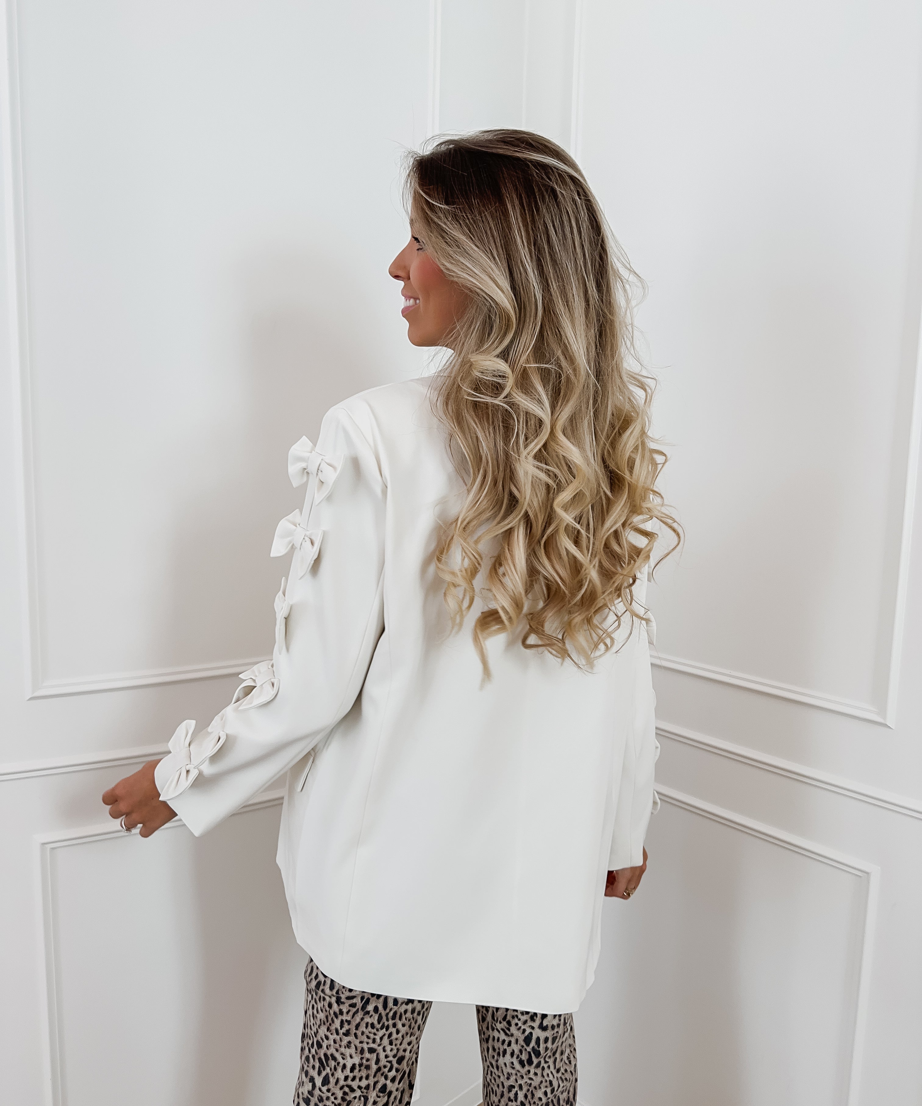 Crème Bow Sleeve Blazer