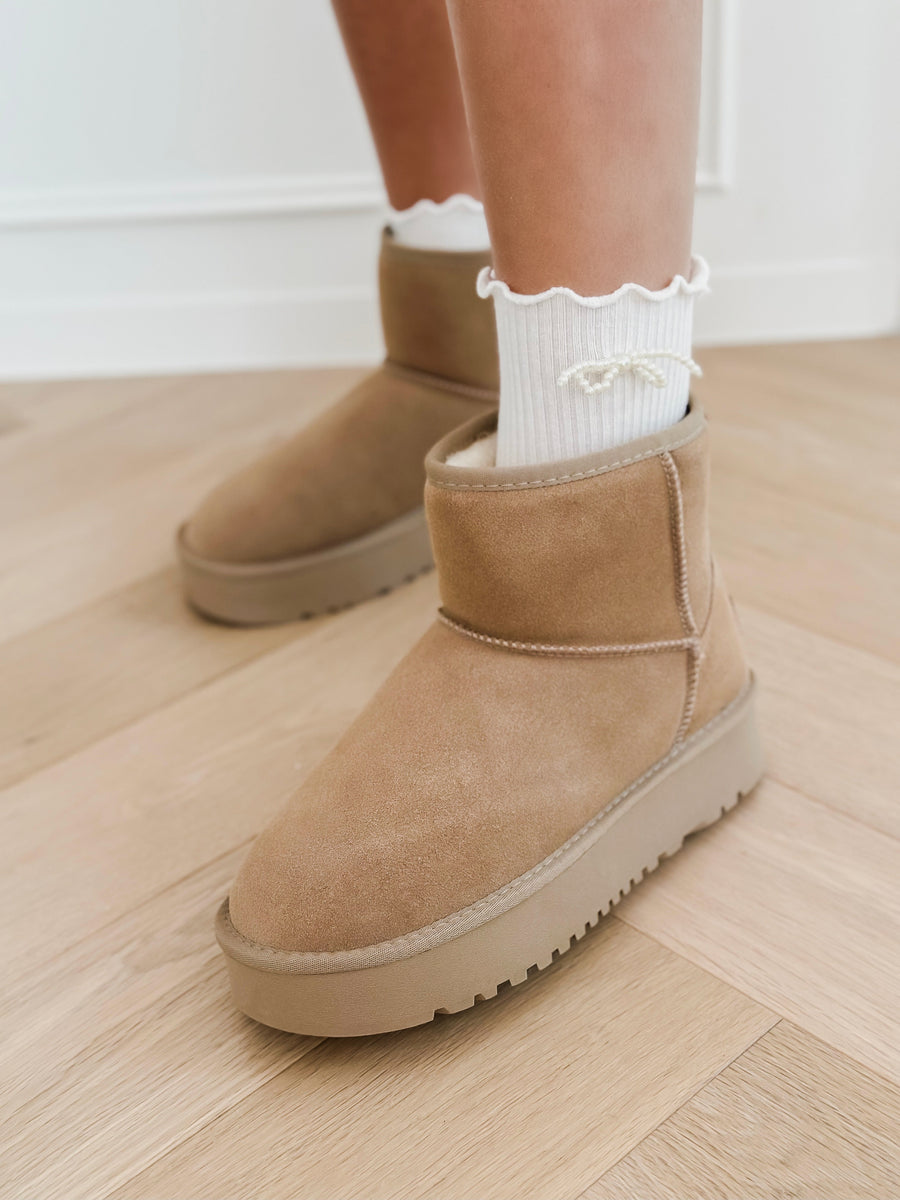 Beige Cosy Winter Boots