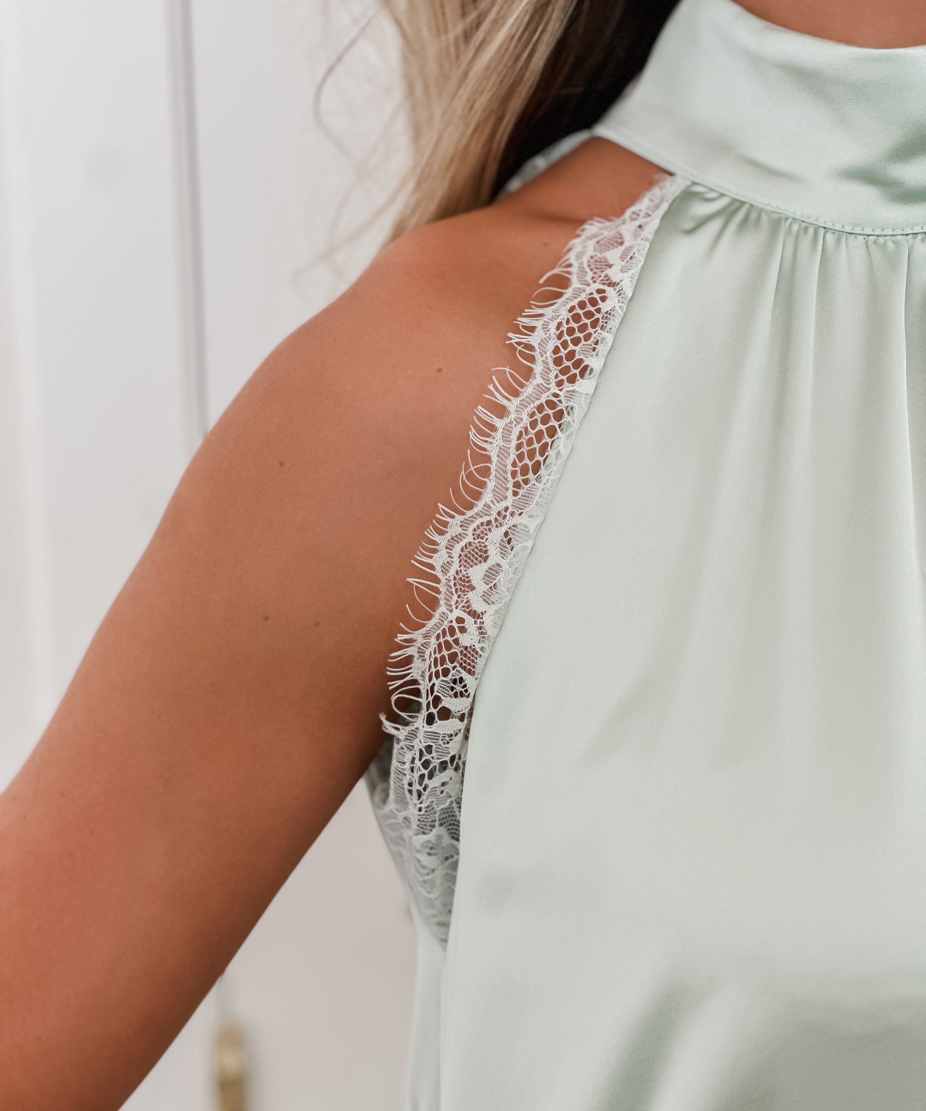 Mintgreen Lace Long Halterneck Bow Dress