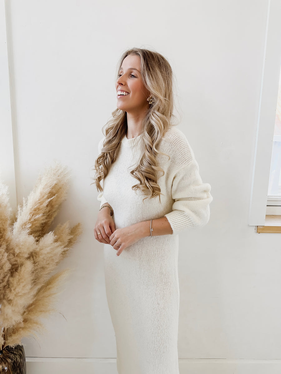 Vanille Lily Sweater Dress