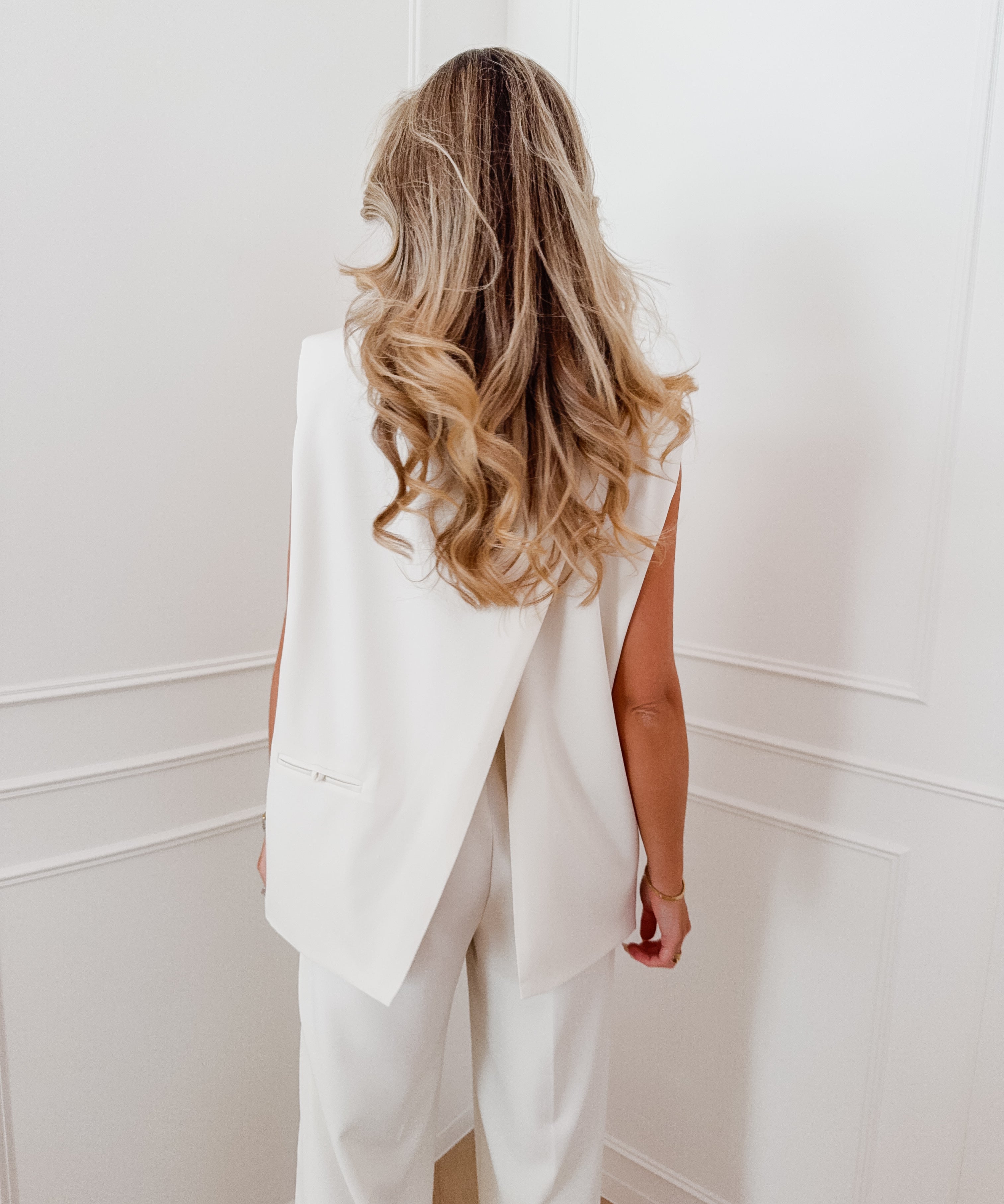 Cream Jana Sleeveless Blazer