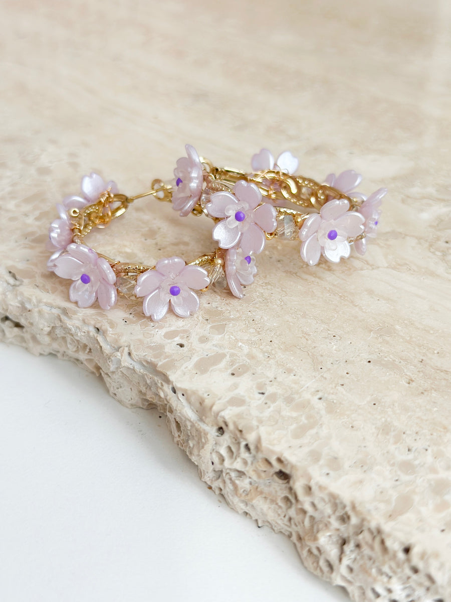 Pastel Lila Flower Hoops
