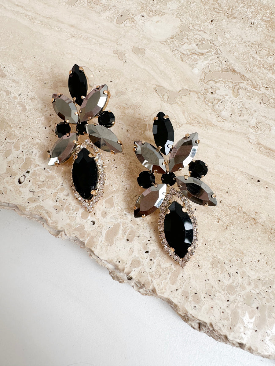 Black Flower Diamond Earring