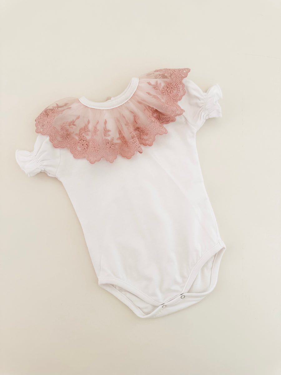 BABY - Cordel Old Pink Lace Collar Bodysuit (Short Sleeve)