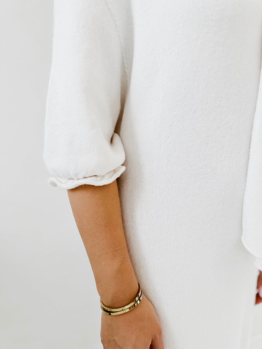 Ivory V Sweater Dress (Puffy Short Sleeve)