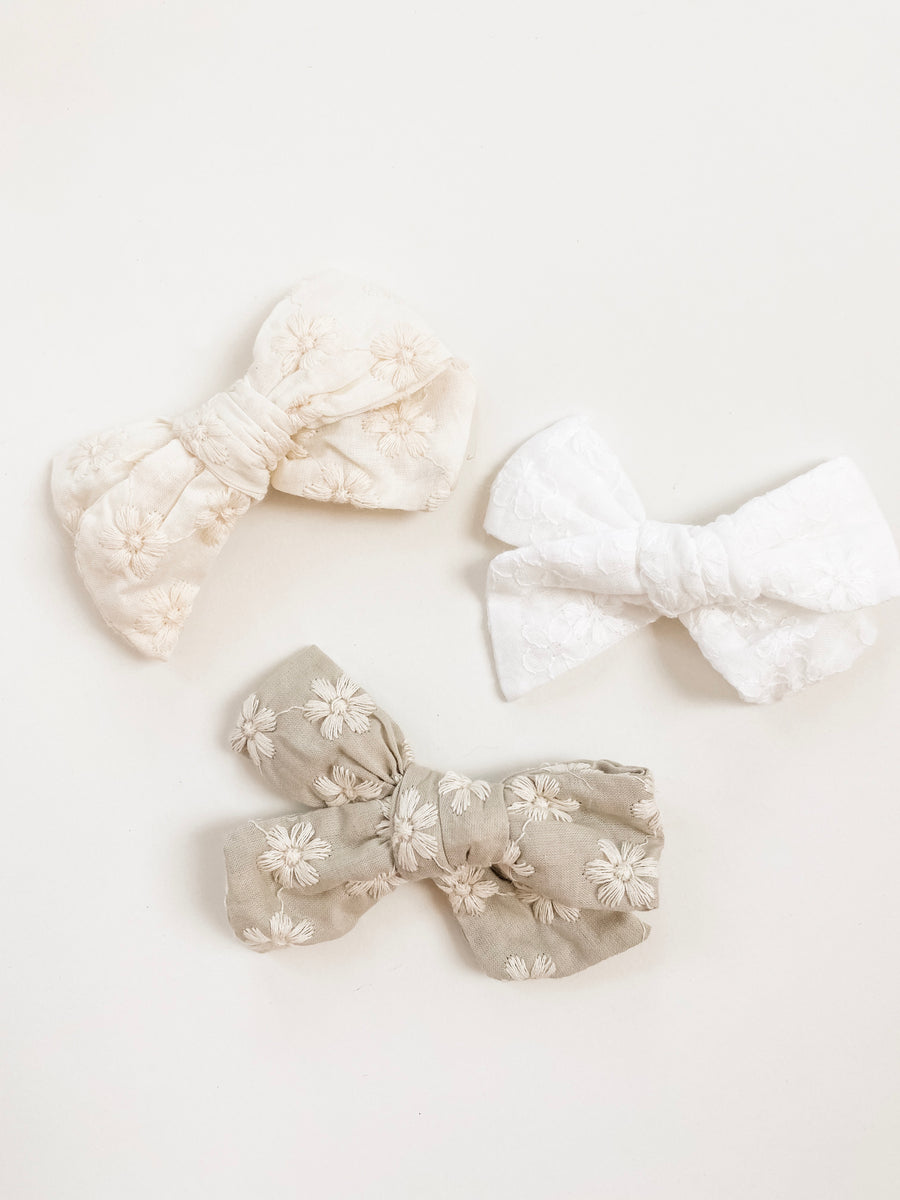 BABY - Crème Broderie Hairclip