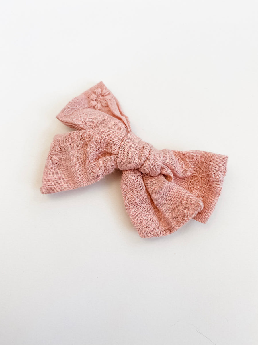 BABY - Old Pink Flower Detailled Hairclip