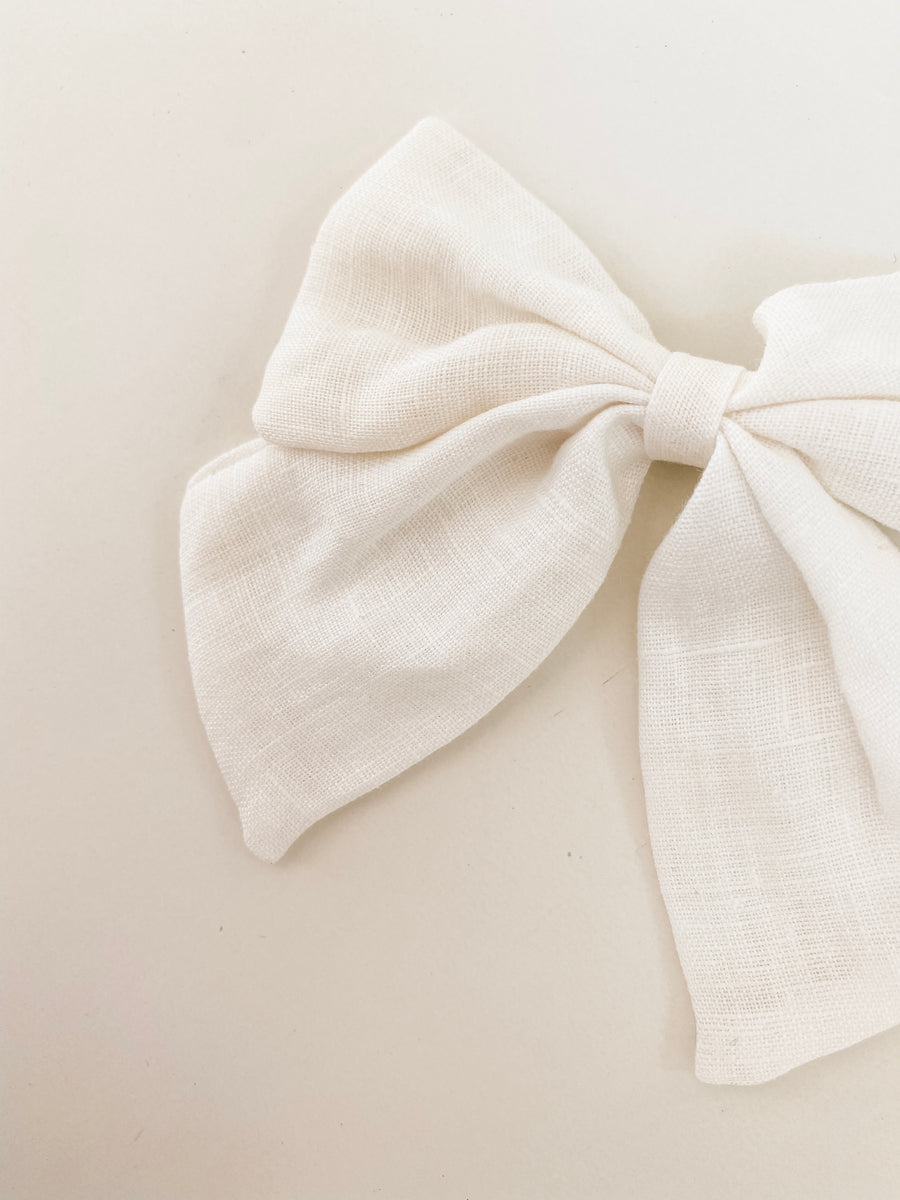 BABY - White Linen Bow Hairclip